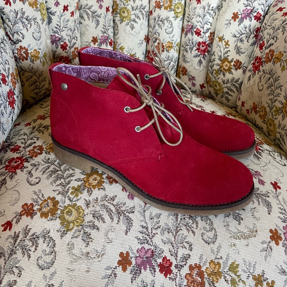 Pajar Lace Up Ankle Boot Women’s Size 9-9.5 Red Fall Office Leather Rubber